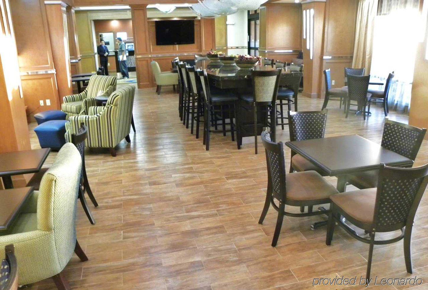 Hampton Inn & Suites Dallas I-30 Cockrell Hill, Tx المطعم الصورة
